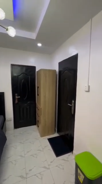 SHORT-LET APARTMENT