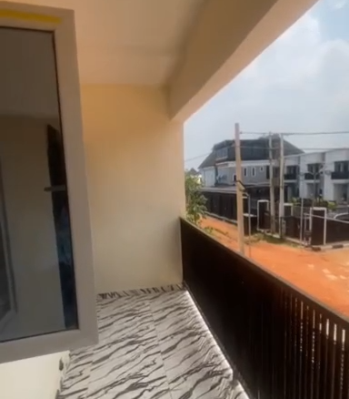 Brand New Modern Deluxe POP Standard 3 bedroom flat upstairs