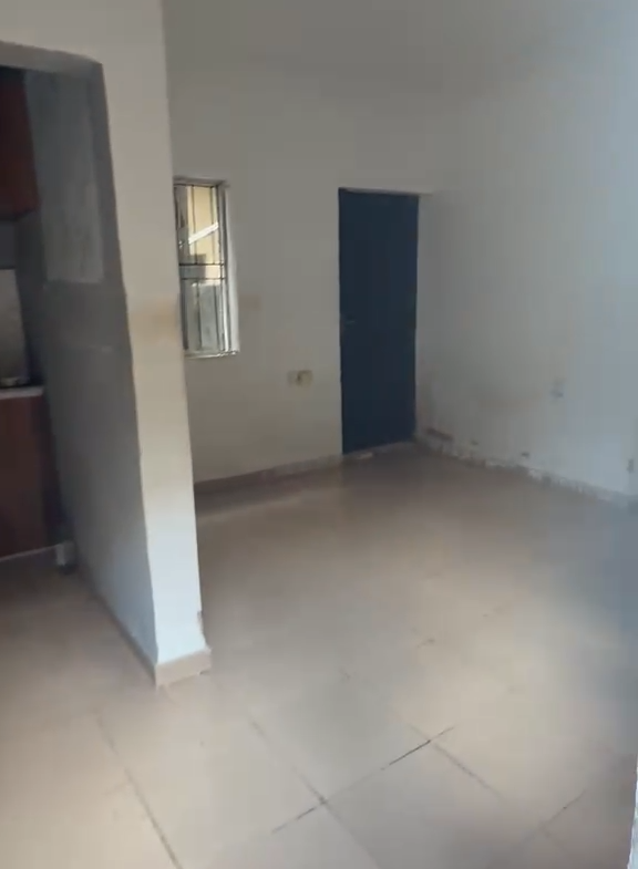 Miniflat for rent off market street