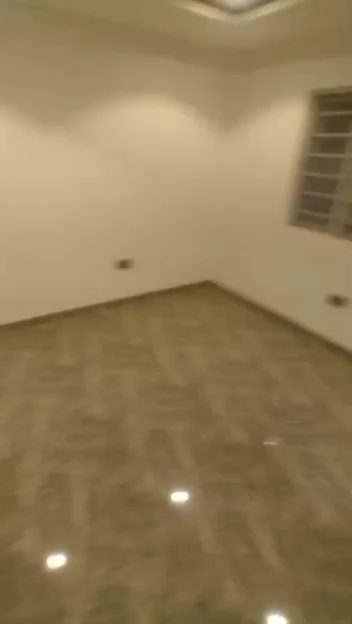 A standard very decent, nice and spacious newly renovated ROOMSELF CONTAIN for rent