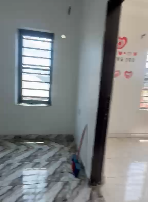 2 units of mini flat off Bajulaiye rd Shomolu for rent