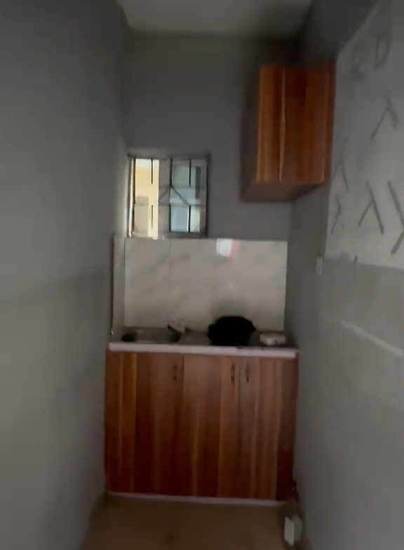 Miniflat for rent off market street