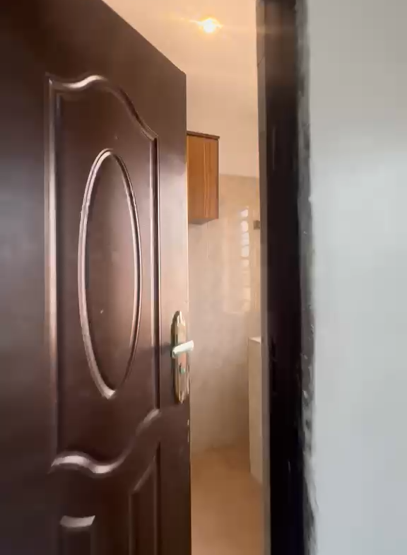 2 units of mini flat off Bajulaiye rd Shomolu for rent