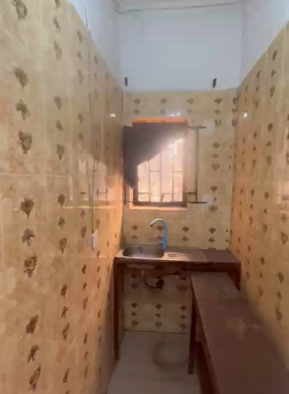 A first class mini flat at off ILAJE for rent