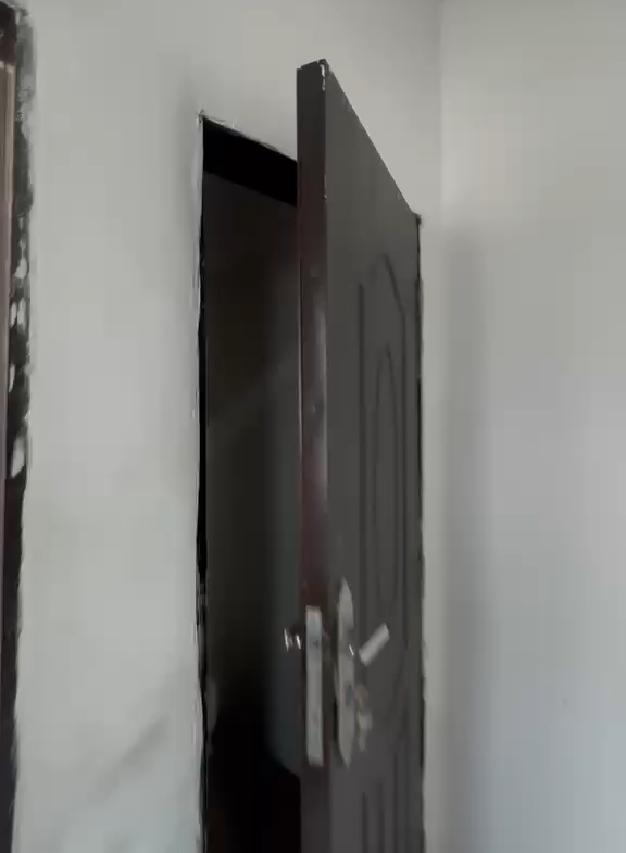 2 units of mini flat off Bajulaiye rd Shomolu for rent