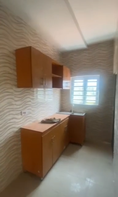 Brand New Modern Deluxe POP Standard 3 bedroom flat upstairs