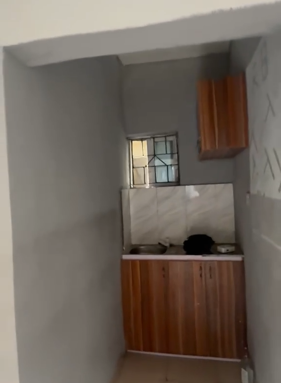 Miniflat for rent off market street