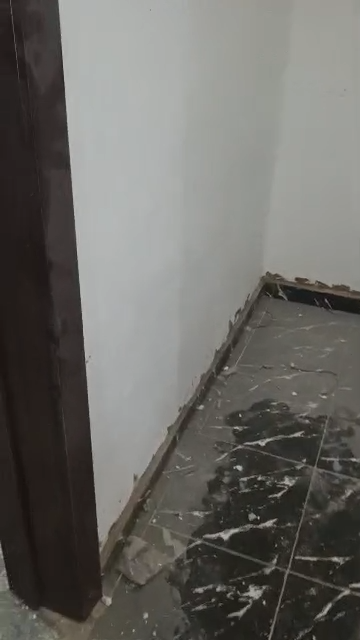Decent newly built 2 bedroom flat at somolu