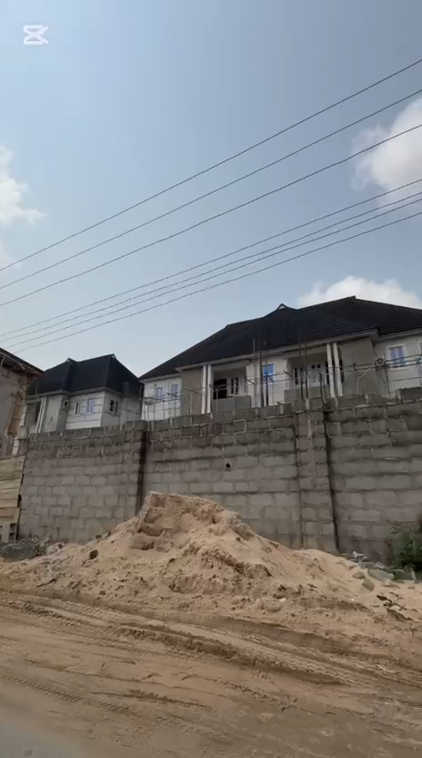 frame_0074_73.00s 15 unit of two bedroom 4 unit of seif contain for sale in Partharcourt