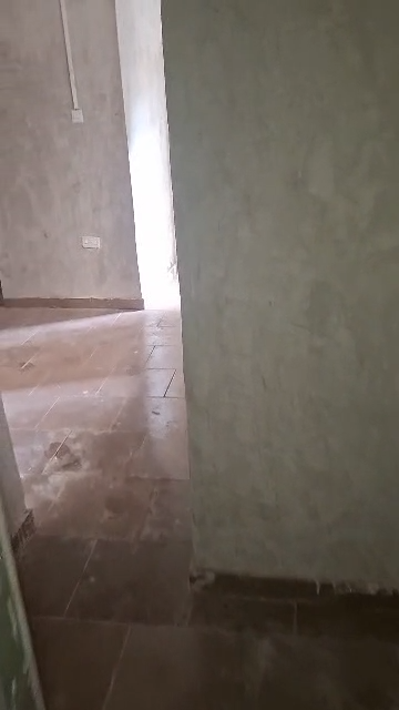 Spacious Mini flat ground floor for rent