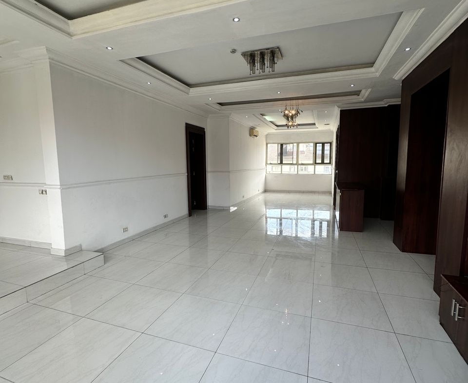 2 UNITS OF A LUXURY VERY SPACIOUS 3 BEDROOM flat with two dining space at Parkview estate ikoyi