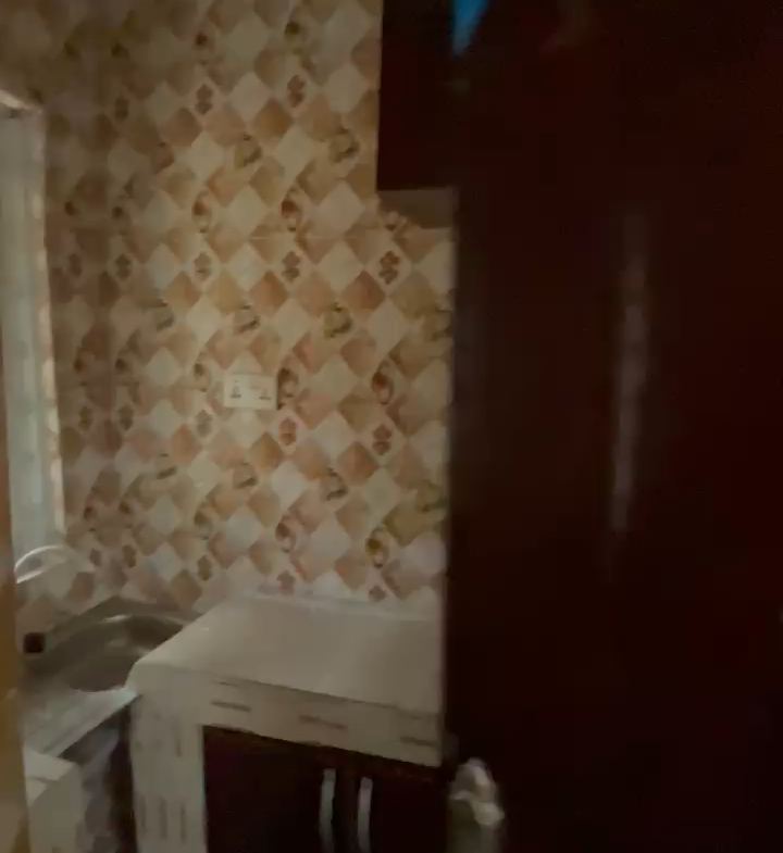 Sharp room self sharp room seld con for rent in Ojo