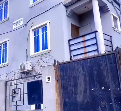 Letting . 2 unit of mini flat and 2unit of a roomself contain at ladi-lak for rent