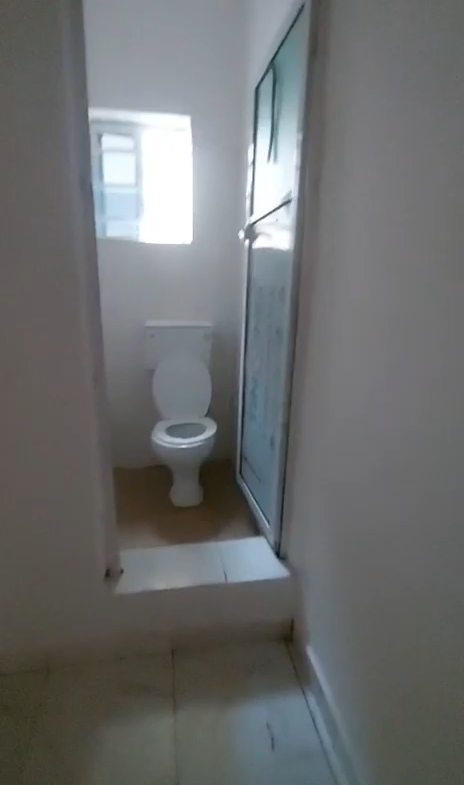 Letting Update🔔 Standard ground floor Roomself