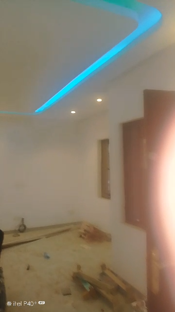 Very decent spacious room self con