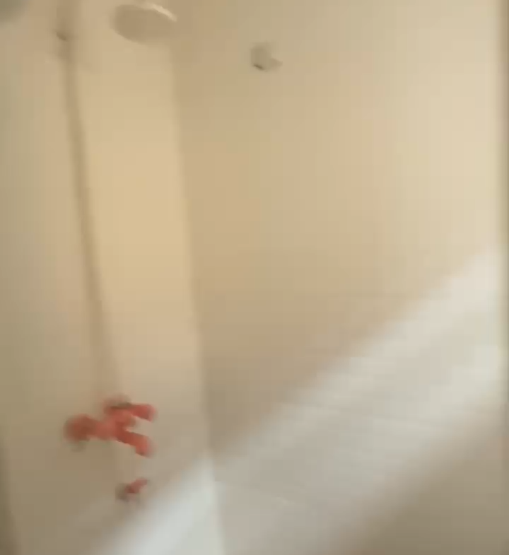 Sharp room self sharp room seld con for rent in Ojo