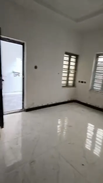 LETTING ROOMSELF || MARYLAND || 2M