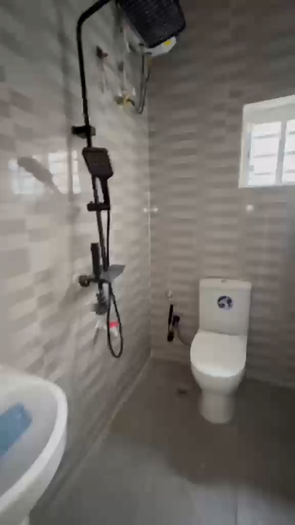 NEWLY BUILT 2BEDROOM