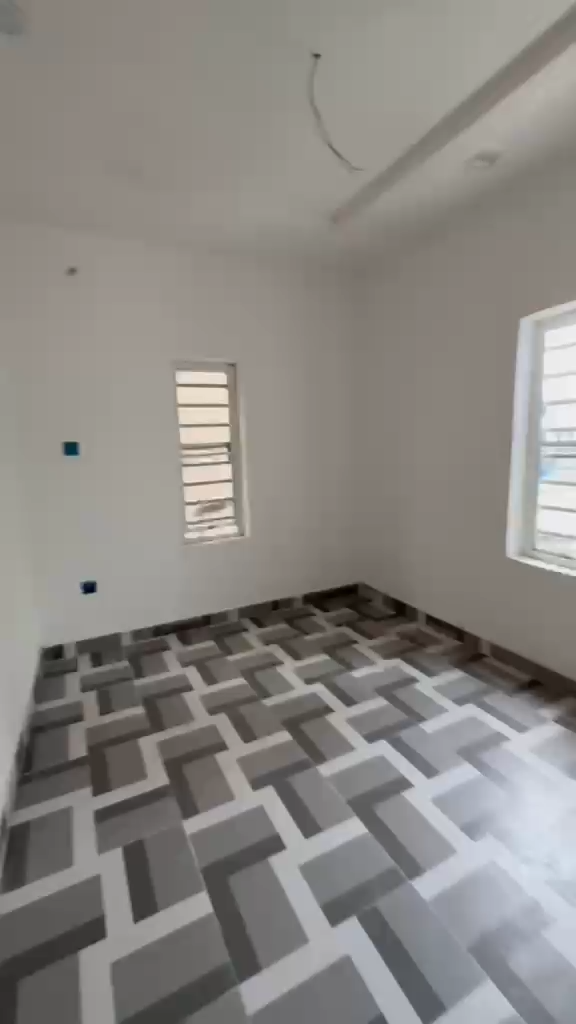 NEWLY BUILT 2BEDROOM