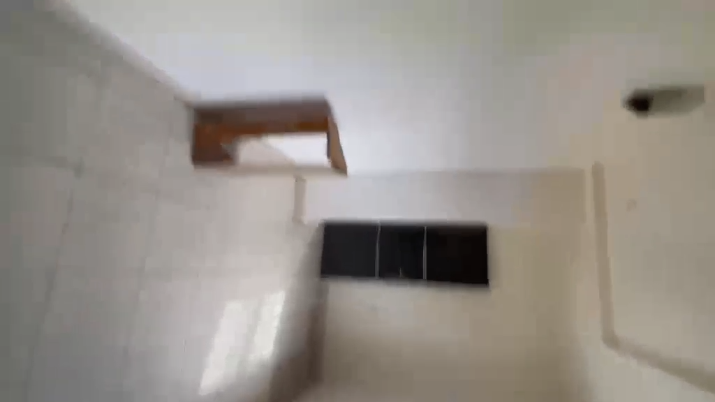 To let A standard mini flat