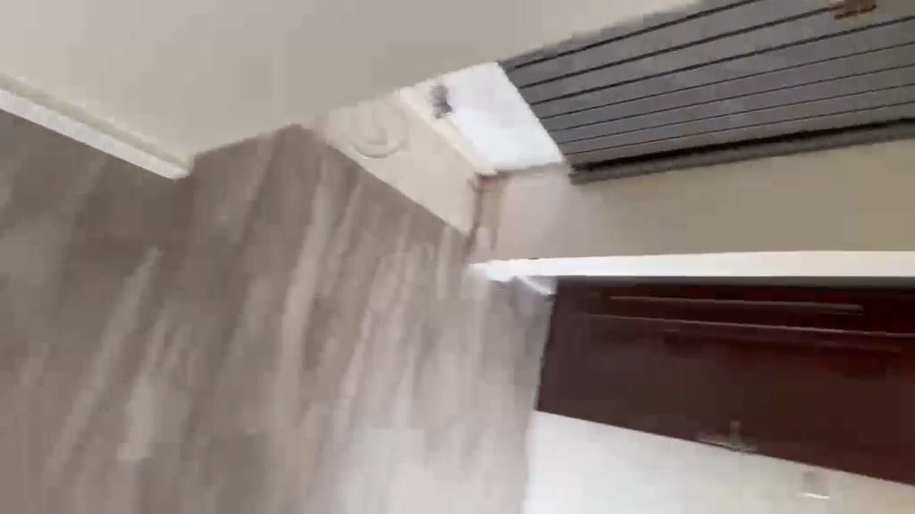 To let A standard mini flat