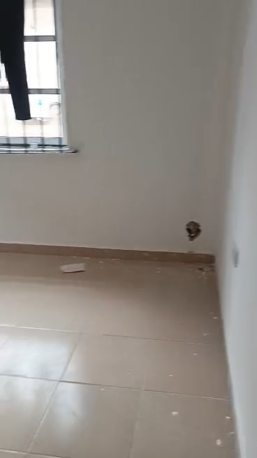 A spacious 3 bedroom flat at oshipitan street off Pedro Road for rent