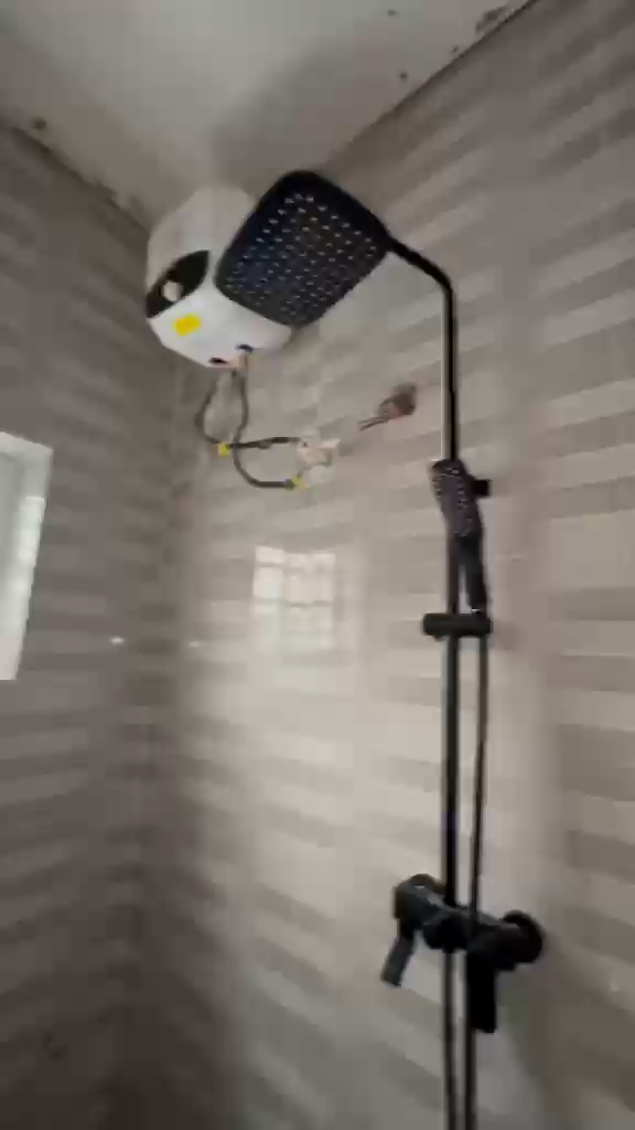 NEWLY BUILT 2BEDROOM