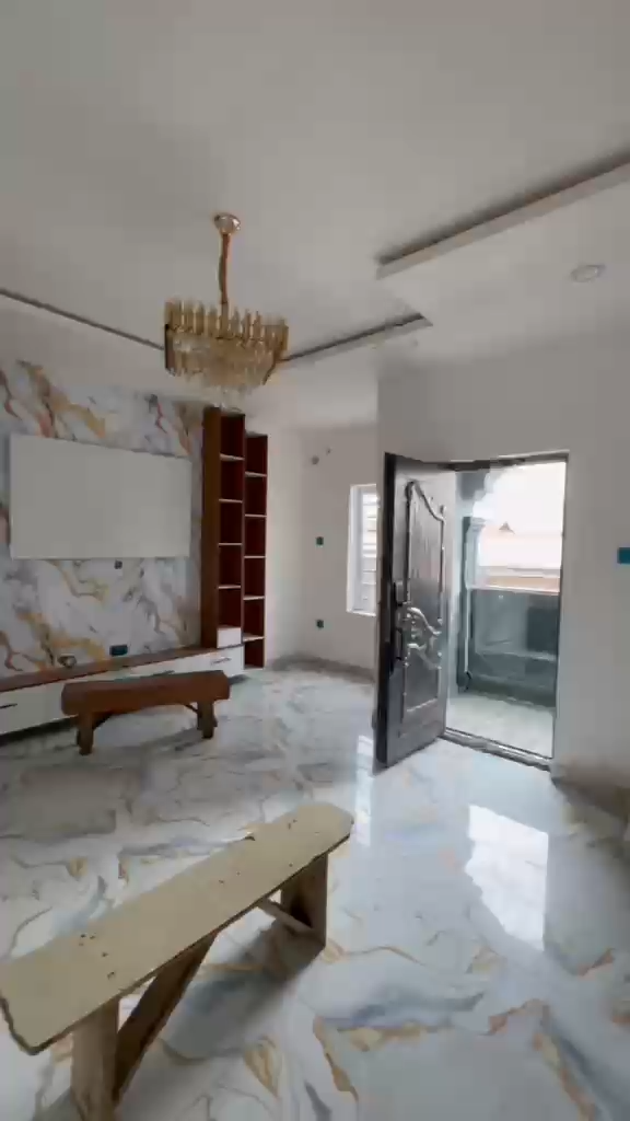 NEWLY BUILT 2BEDROOM
