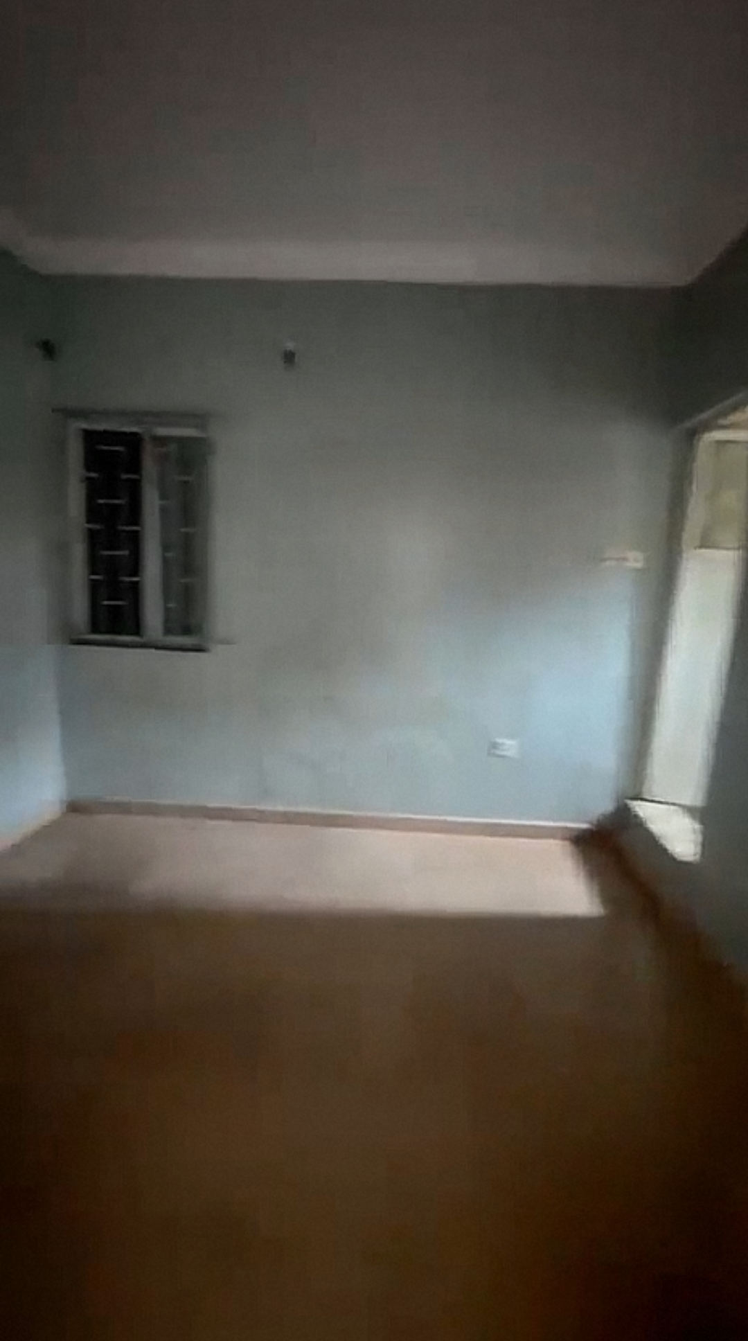 0821 (4)(2) A standard up floor mini flat at Shomolu