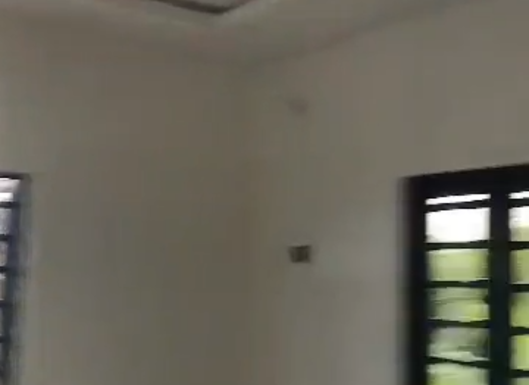 🏢 ₦2.5M — BIG OFFICE SPACE TO LET | OKHUOROMI, OFF AIRPORT ROAD