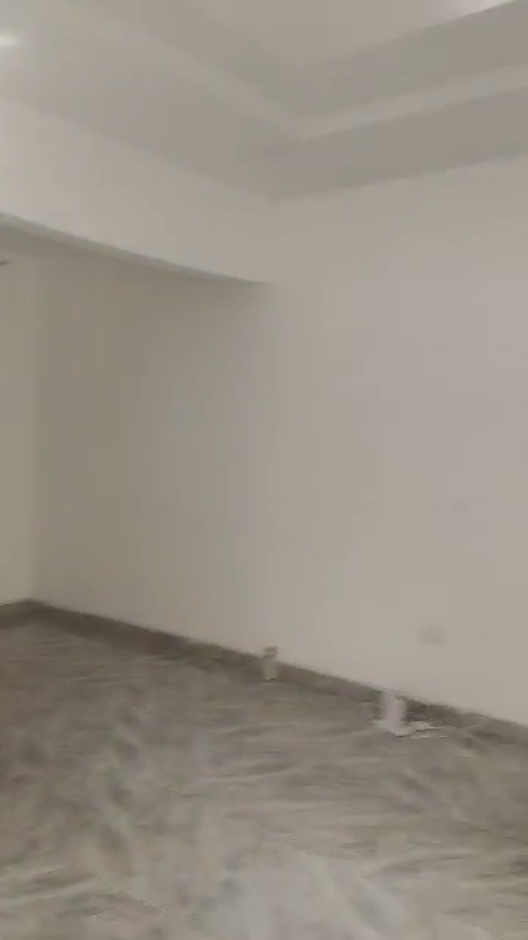 0826(30) ₦2M — STANDARD 2 BEDROOM APARTMENT TO LET | OKHUOROMI, OFF AIRPORT ROAD