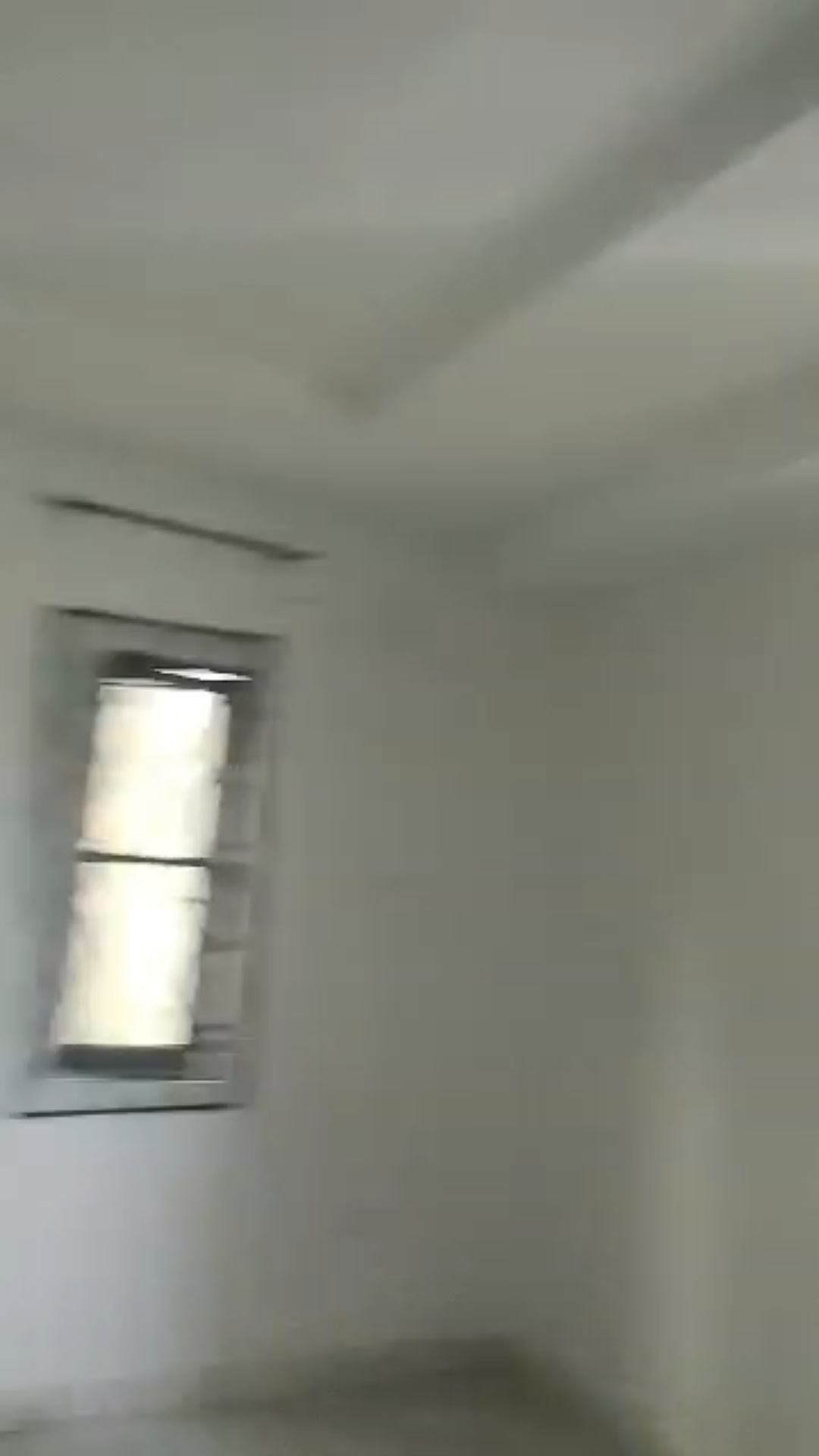 0826(34) ₦2M — STANDARD 2 BEDROOM APARTMENT TO LET | OKHUOROMI, OFF AIRPORT ROAD