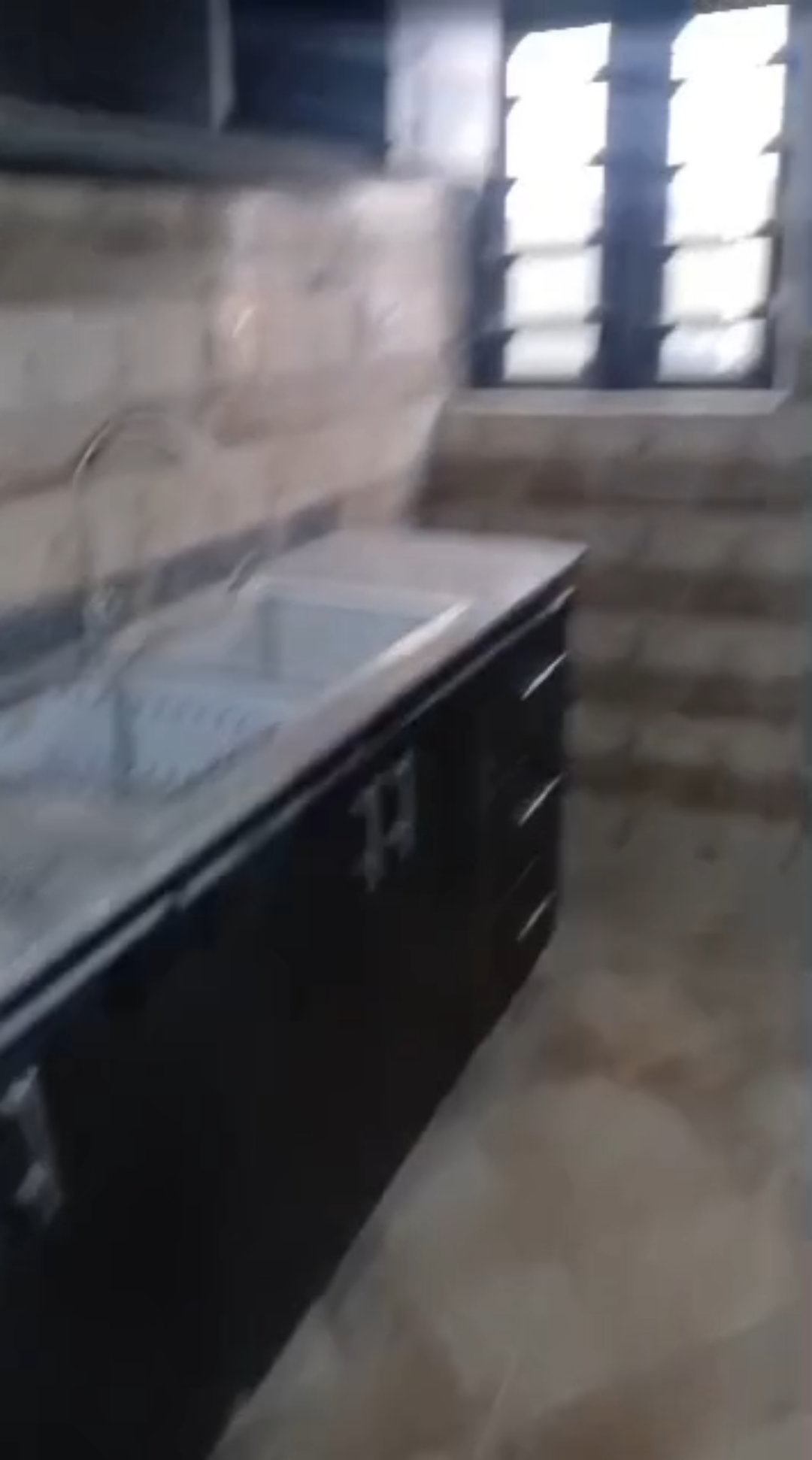 0828 (1)(10) BRAND NEW 2-BEDROOM DUPLEX TO LET — ₦1.8M | IRHIRHI
