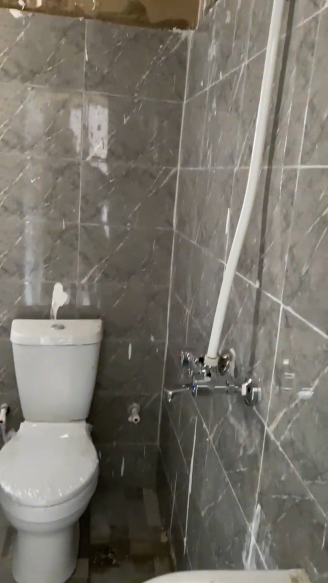 🏠 2 UNITS SPACIOUS ROOM SELF-CON — ₦1.8M | GBAGADA