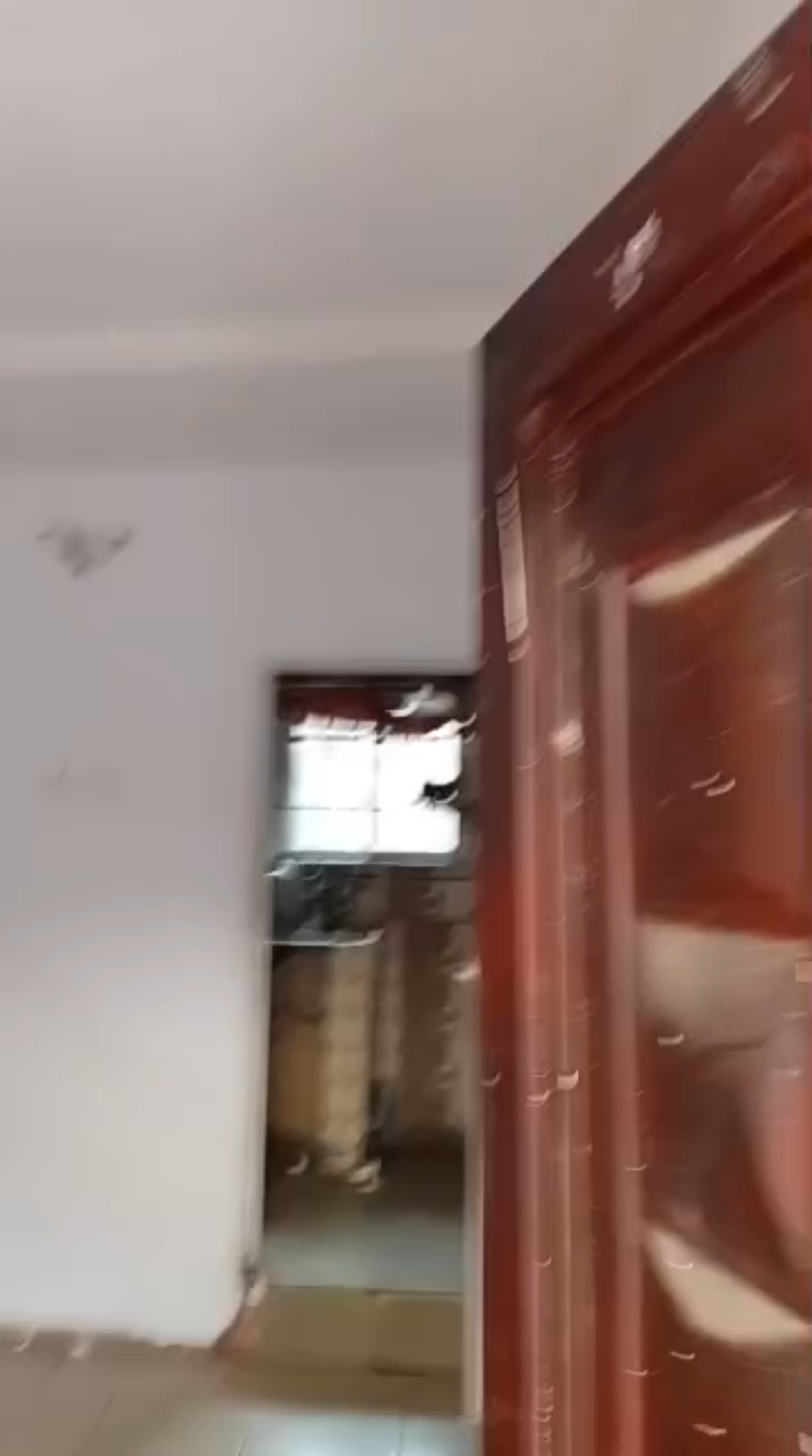 0828(11) Sharp room self contained pop Rent for rent in Benin City