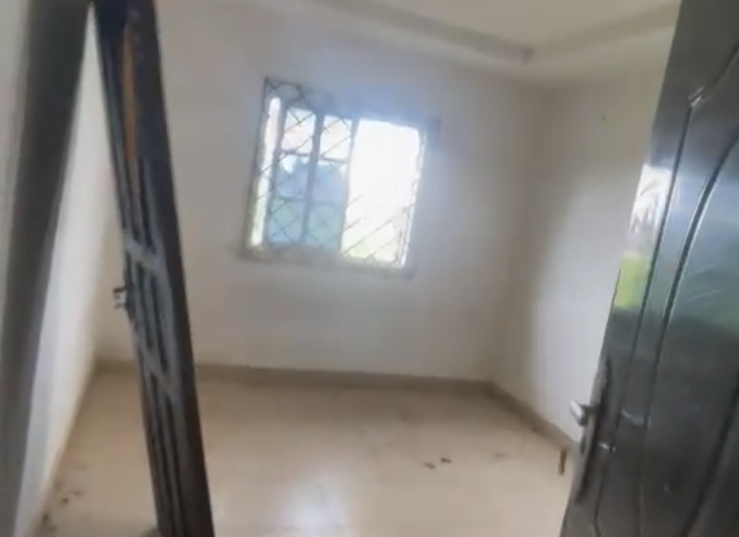 Standard 2 bedroom available for rent in Benin City