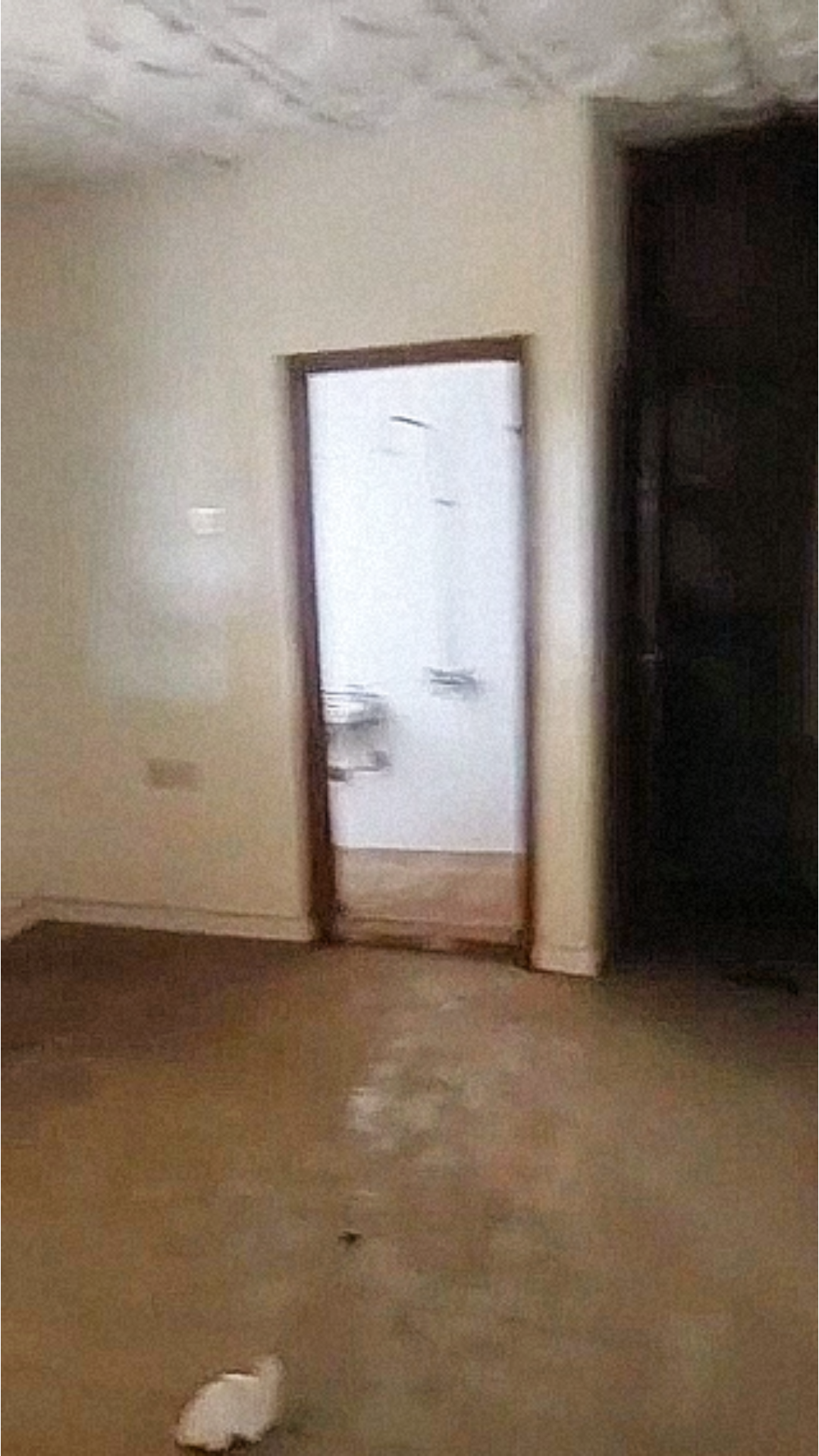 0829(25) Standard 4 Bedroom Duplex with 2 Living Rooms now available at 1st Ugbor for Rent