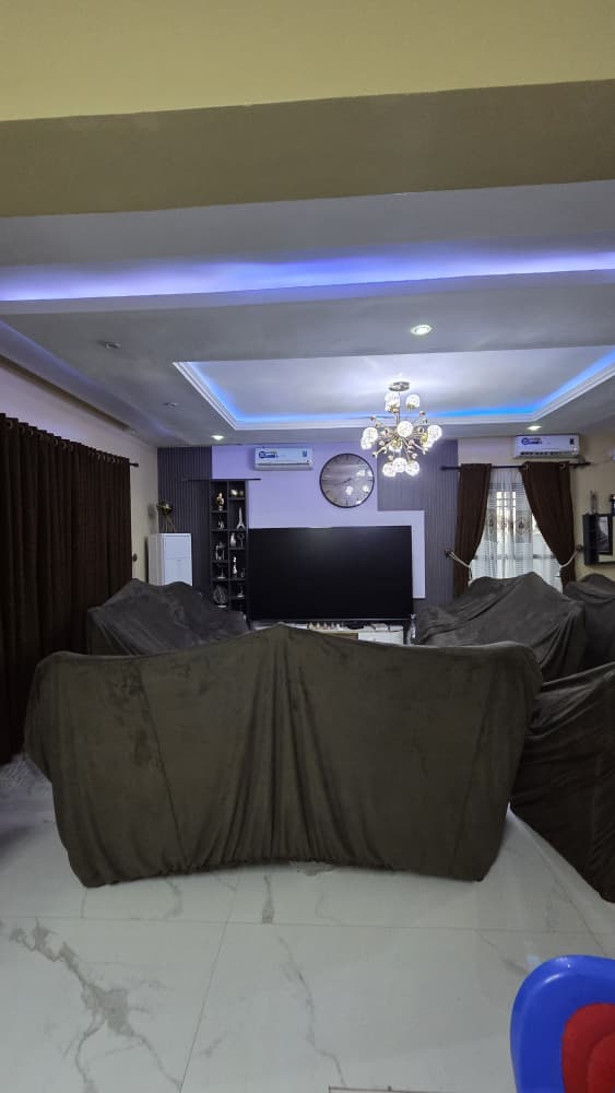 WhatsApp Image 2026-08-09 at 8.43.41 PM (1) Exquisite 4-Bedroom Detached Duplex in Kolapo Ishola GRA