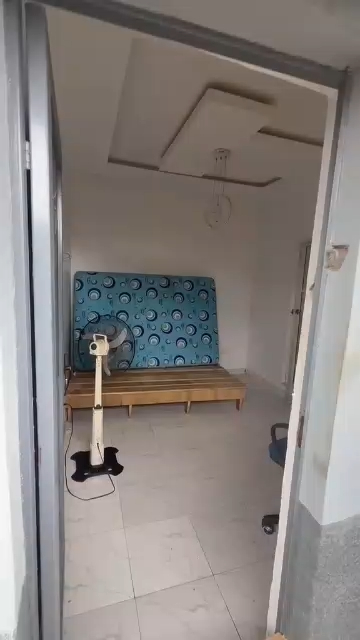 3 unit of spacious studio apartment for rent