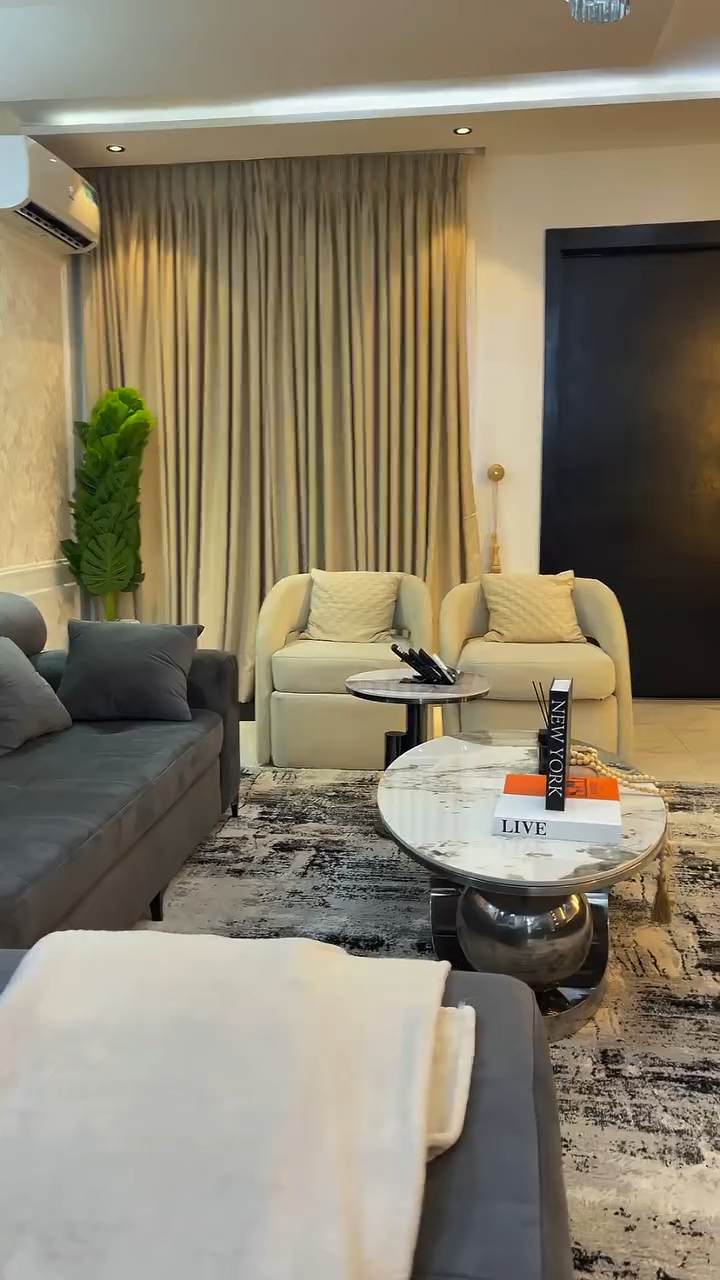 💎 LUXURY 2-BEDROOM SHORTLET IN IKATE