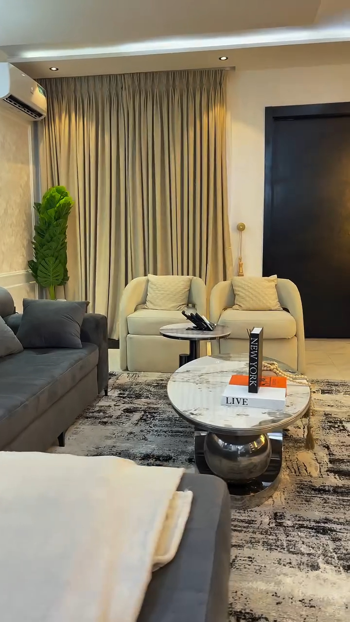 💎 LUXURY 2-BEDROOM SHORTLET IN IKATE