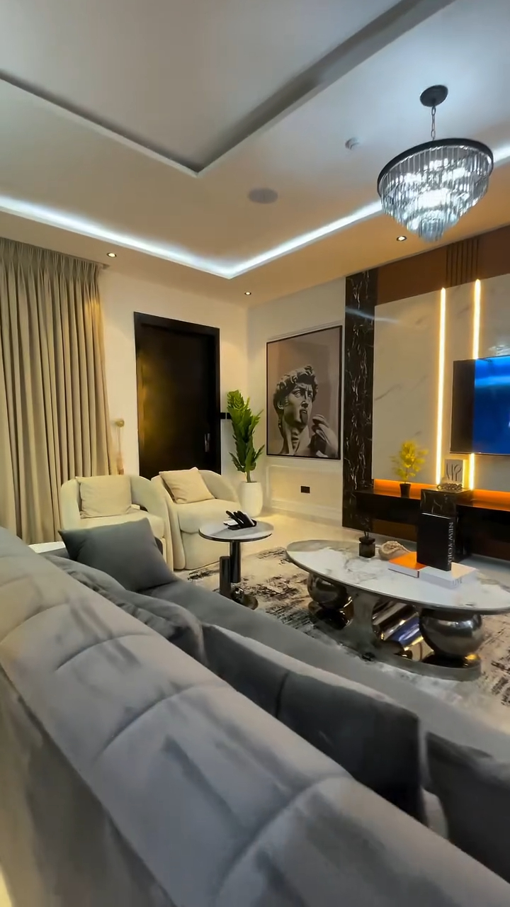 💎 LUXURY 2-BEDROOM SHORTLET IN IKATE