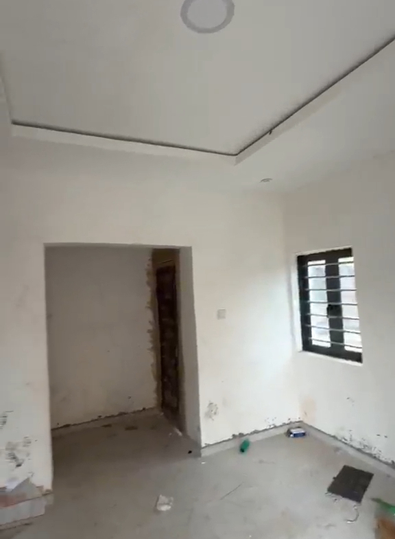 2 Units of newly built Executive Spacious Super 2bedroom Flat for Rent–Ladilak