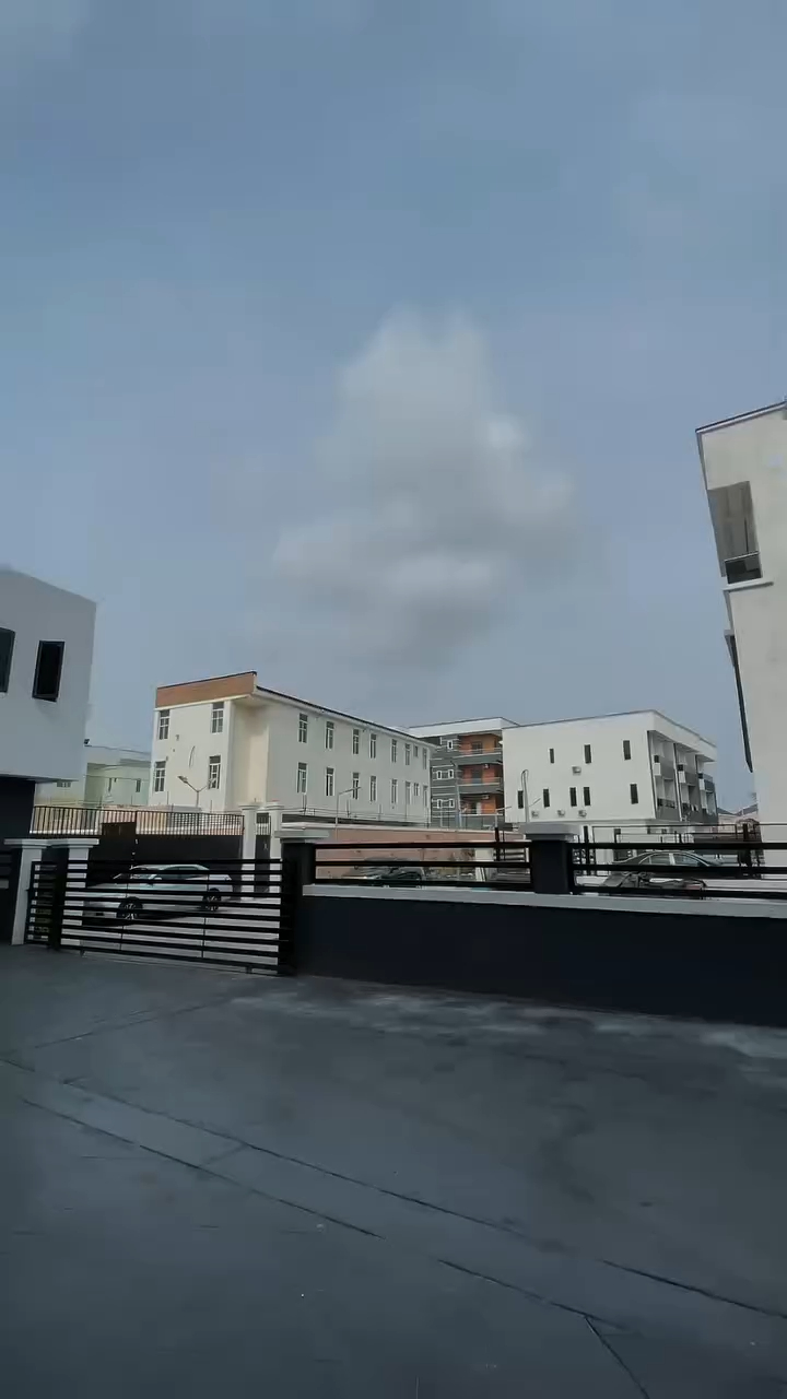 💎 LUXURY 2-BEDROOM SHORTLET IN IKATE