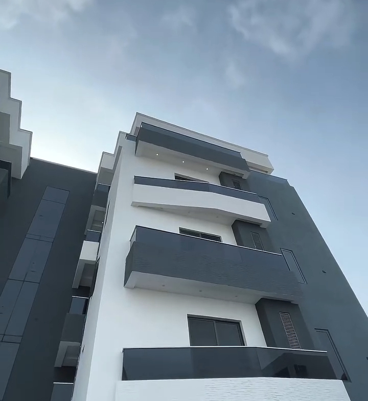 💎 LUXURY 2-BEDROOM SHORTLET IN IKATE